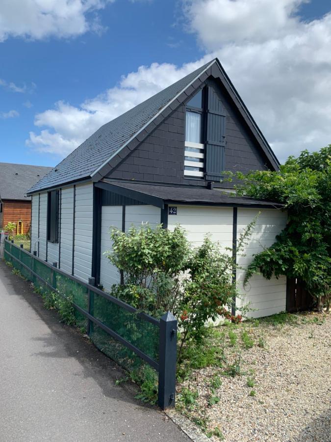 Chalet bord de mer 6 couchages Villa Merville-Franceville-Plage Buitenkant foto